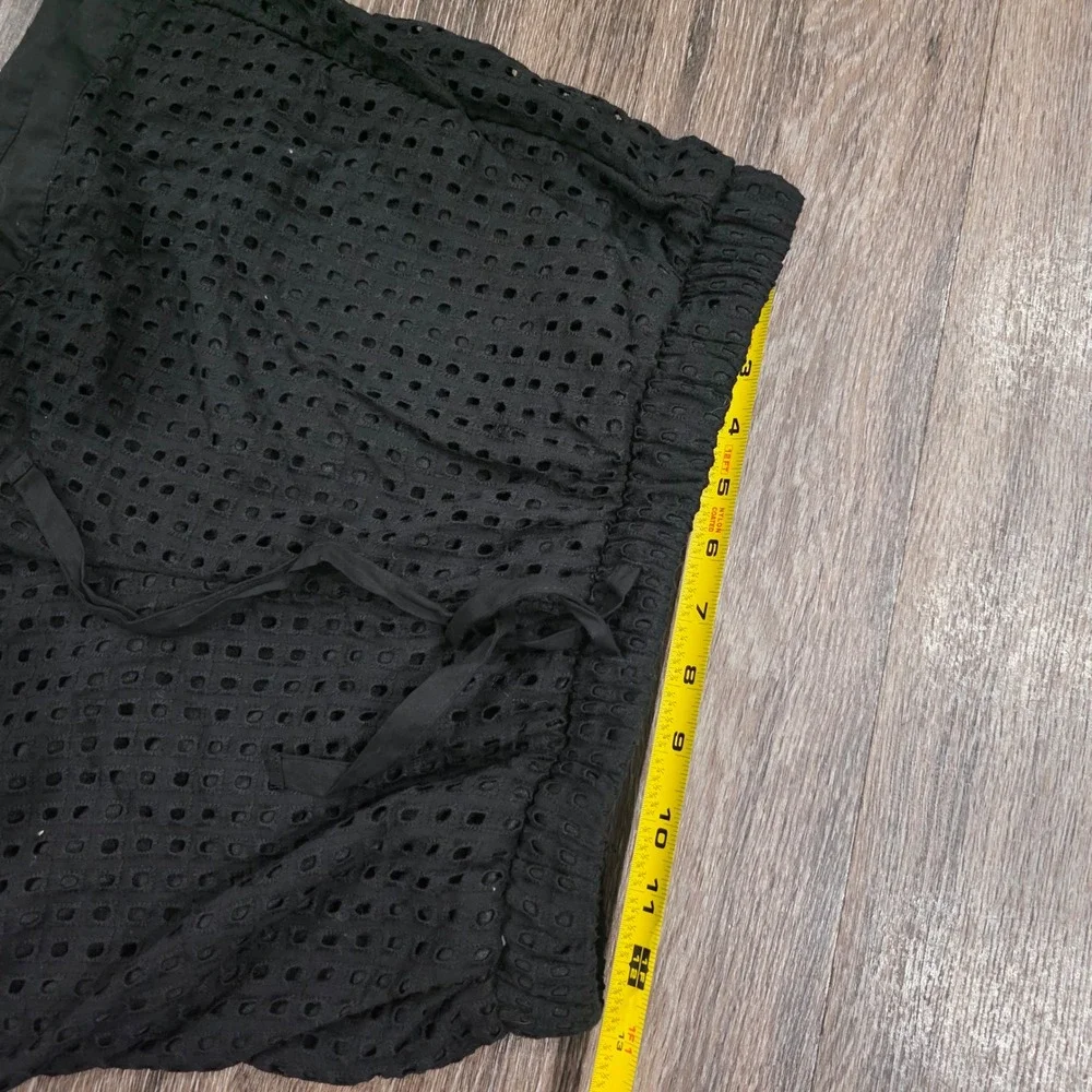 Greige Black Eyelet Drawstring Shorts GMC5249SB Size Medium NWT